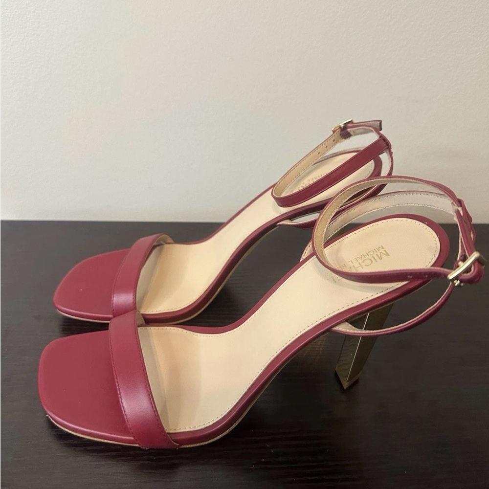 Michael Kors Halle Red Leather Heels NWOT; Size 8.5 - Picture 3 of 7